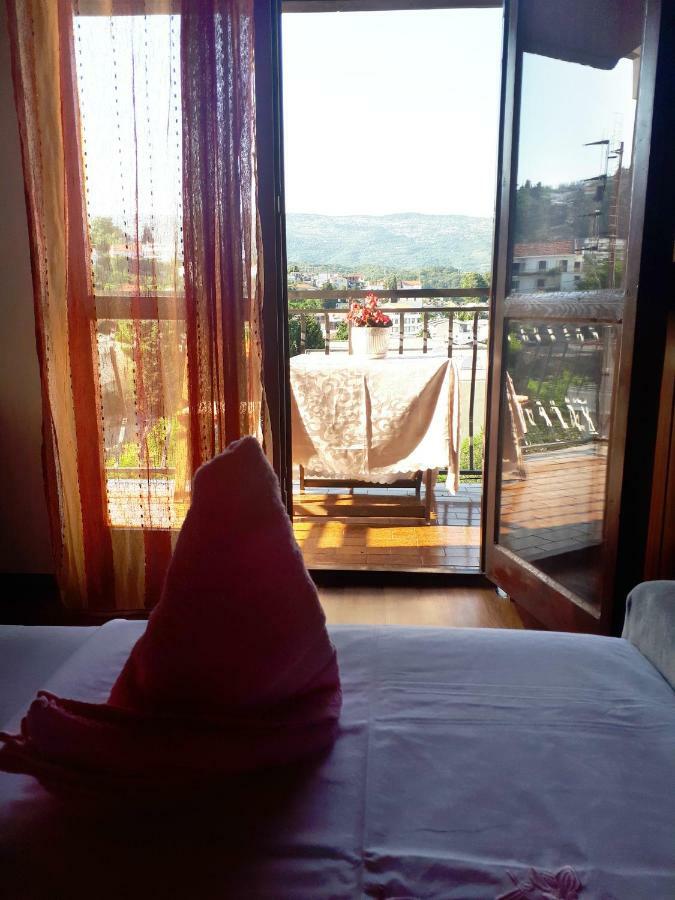 Guesthouse Dona Ulcinj Exterior photo
